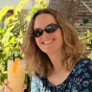 Meet your Posher, Marisa